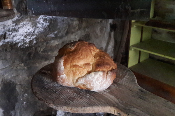 cuisson du pain au four banal